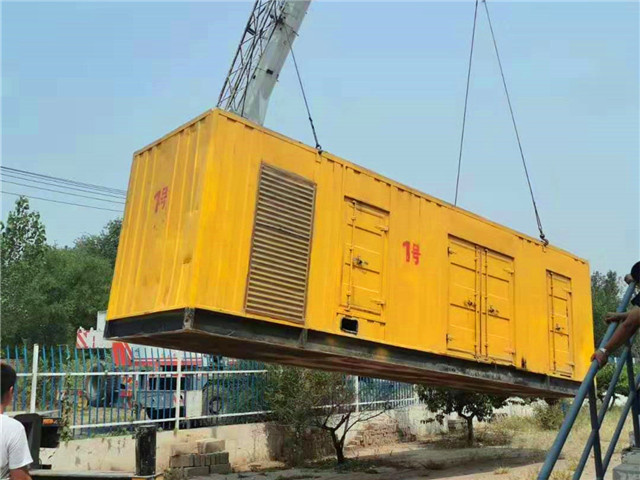 西昌镇300KW柴油发电机组油耗是多少?