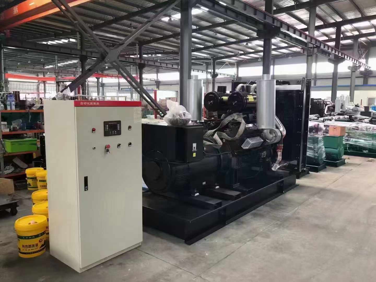 西昌镇柴油发电机运行时的噪音和振动水平如何?